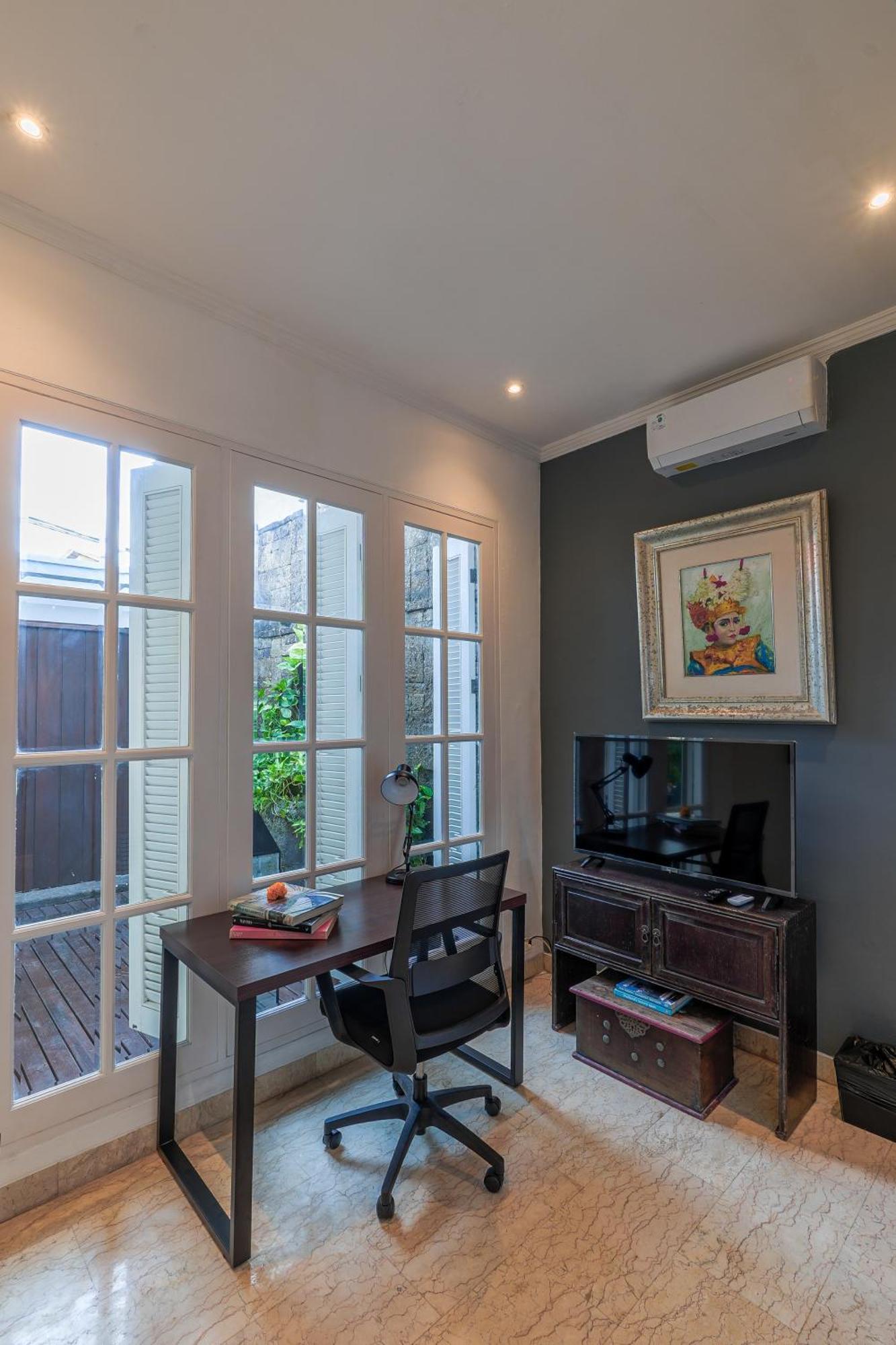 Mosan House - Unique Art-filled Gem In Perfect Location A Short Walk From The Or Square Including Ac Office For Remote Working Villa
