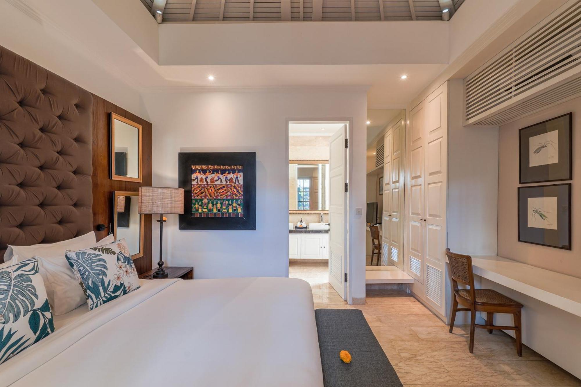 Mosan House - Unique Art-filled Gem In Perfect Location A Short Walk From The Or Square Including Ac Office For Remote Working * Seminyak (Bali)