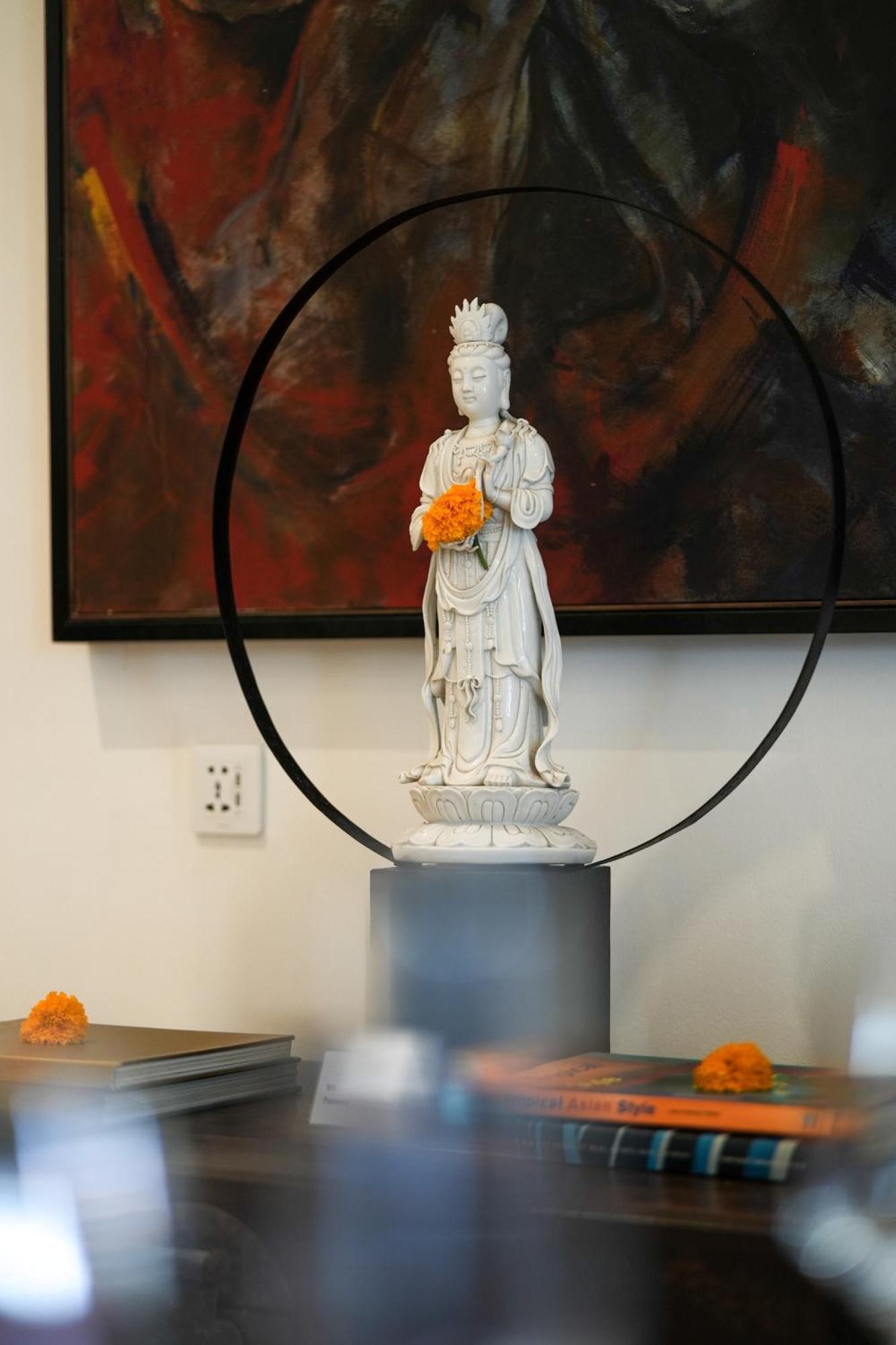 Mosan House - Unique Art-filled Gem In Perfect Location A Short Walk From The Or Square Including Ac Office For Remote Working Villa Seminyak (Bali)